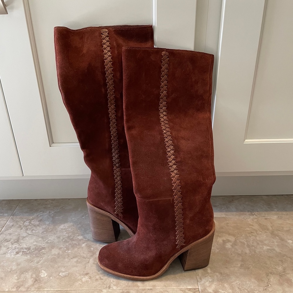 UGG Suede Boots